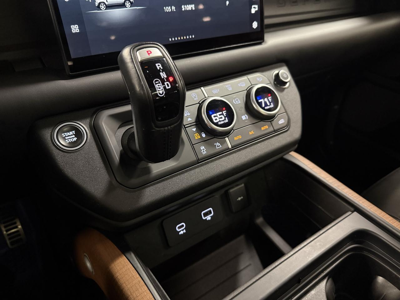 Land Rover Defender 110 X 2023
