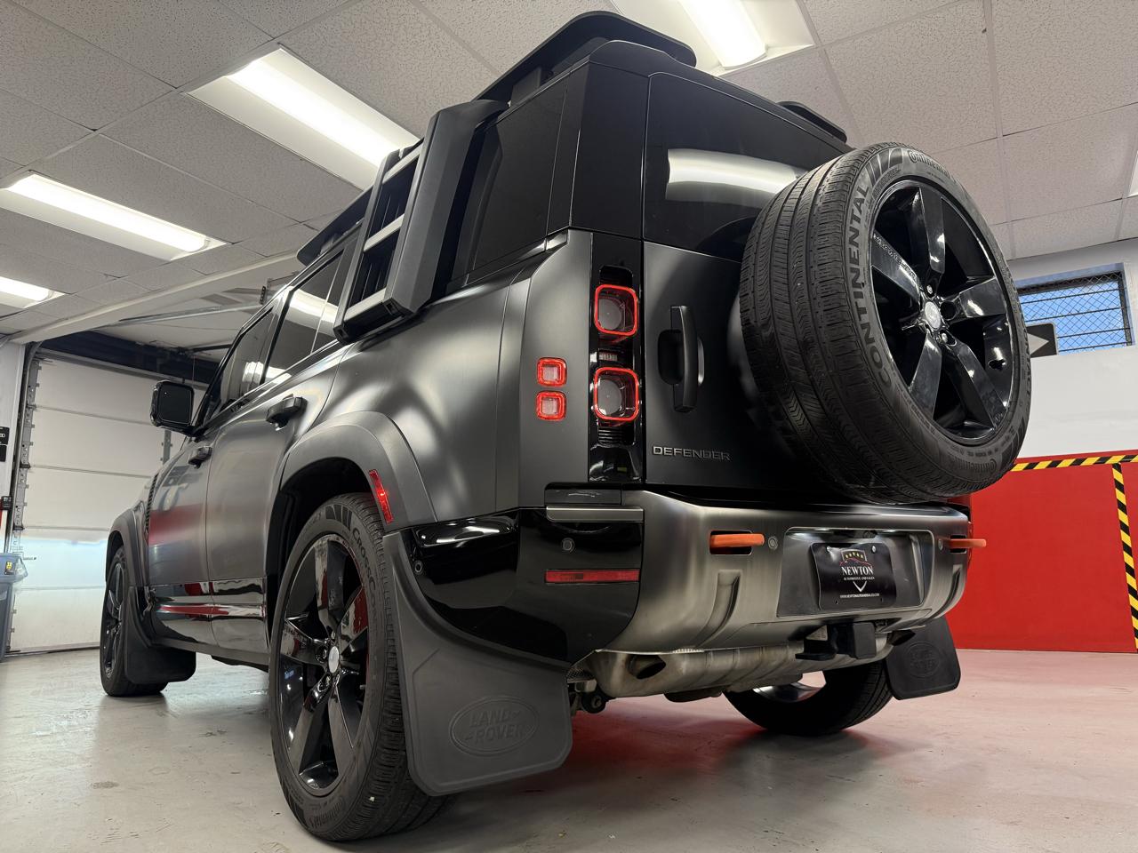 Land Rover Defender 110 X 2023