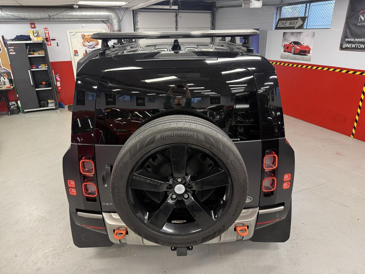 Land Rover Defender 110 X 2023