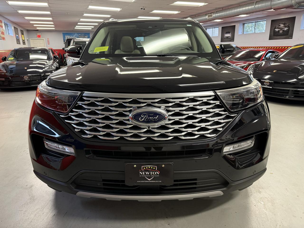 Ford Explorer Platinum AWD 2020