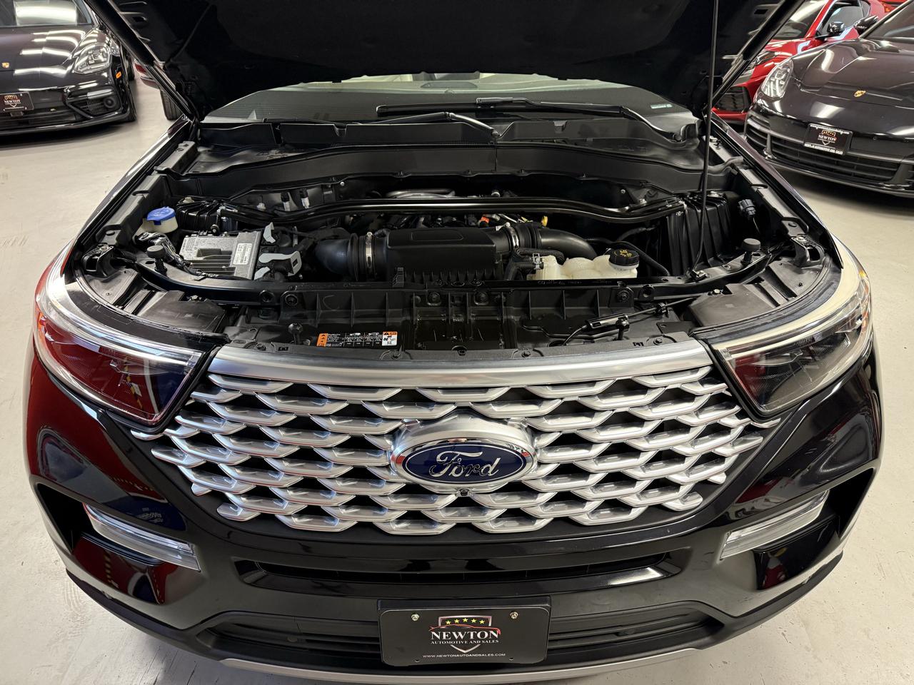 Ford Explorer Platinum AWD 2020