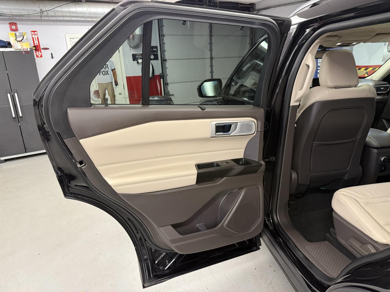 Ford Explorer Platinum AWD 2020