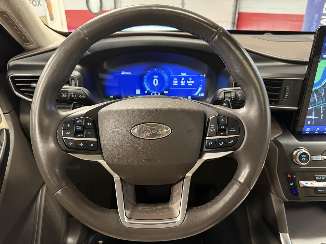 Ford Explorer Platinum AWD 2020