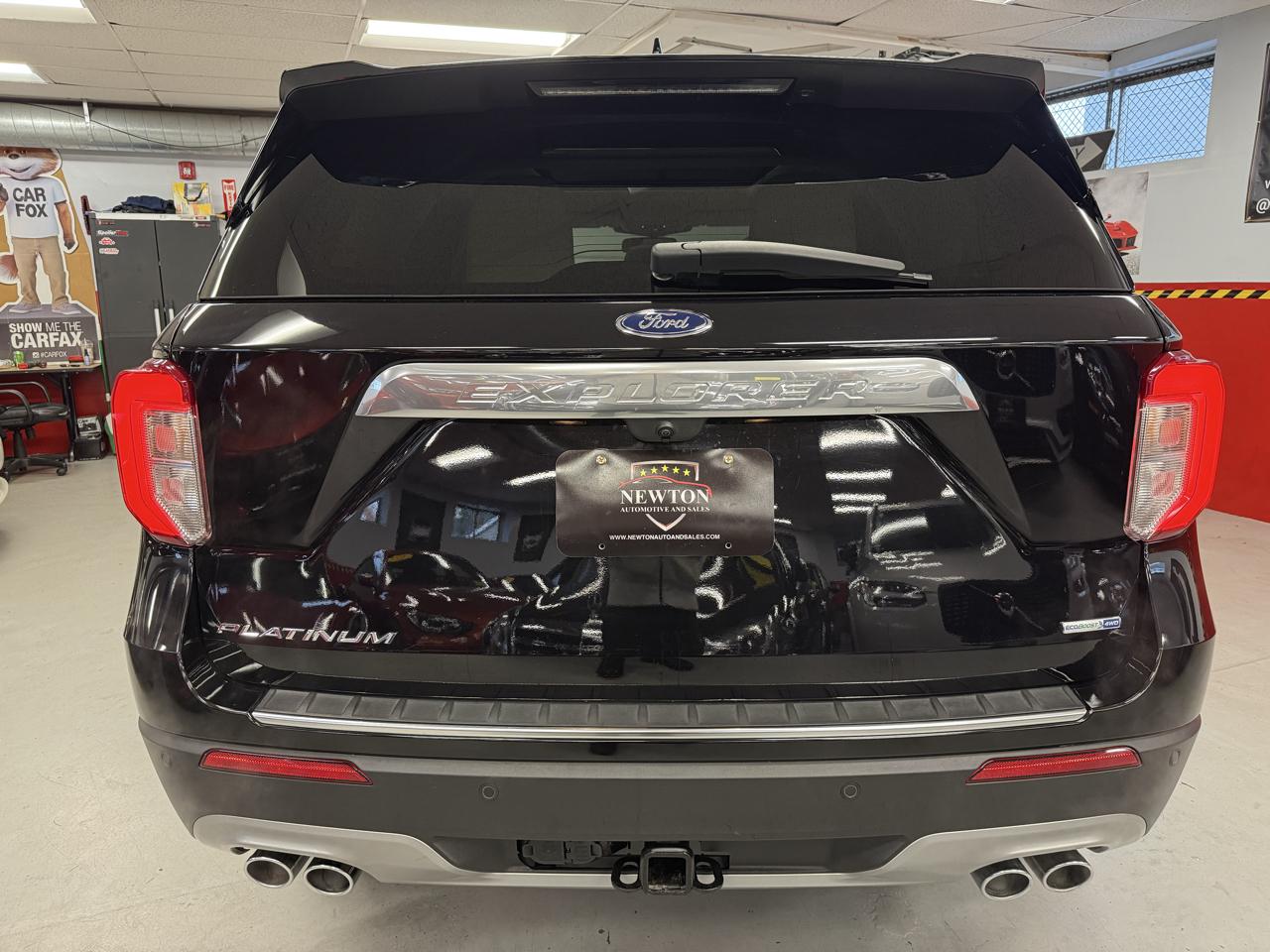 Ford Explorer Platinum AWD 2020