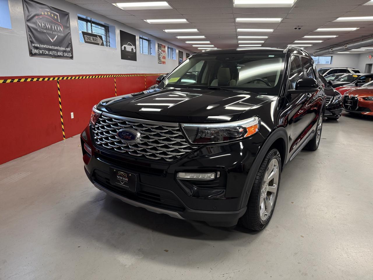 Ford Explorer Platinum AWD 2020