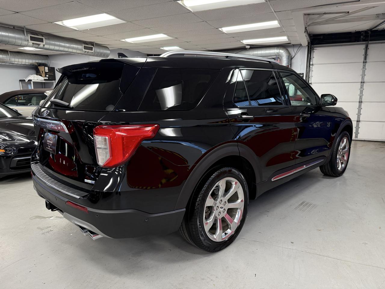 Ford Explorer Platinum AWD 2020