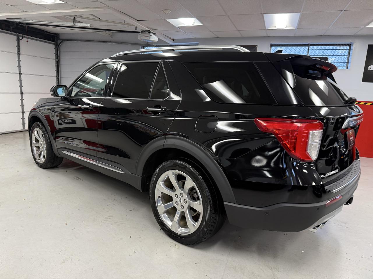Ford Explorer Platinum AWD 2020