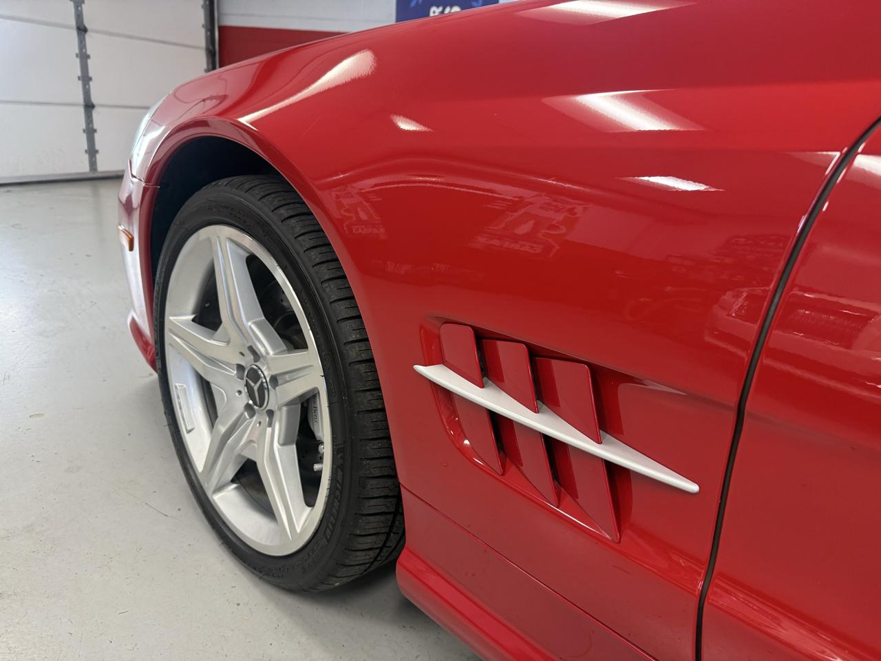 Mercedes-Benz SL-Class SL550 2009