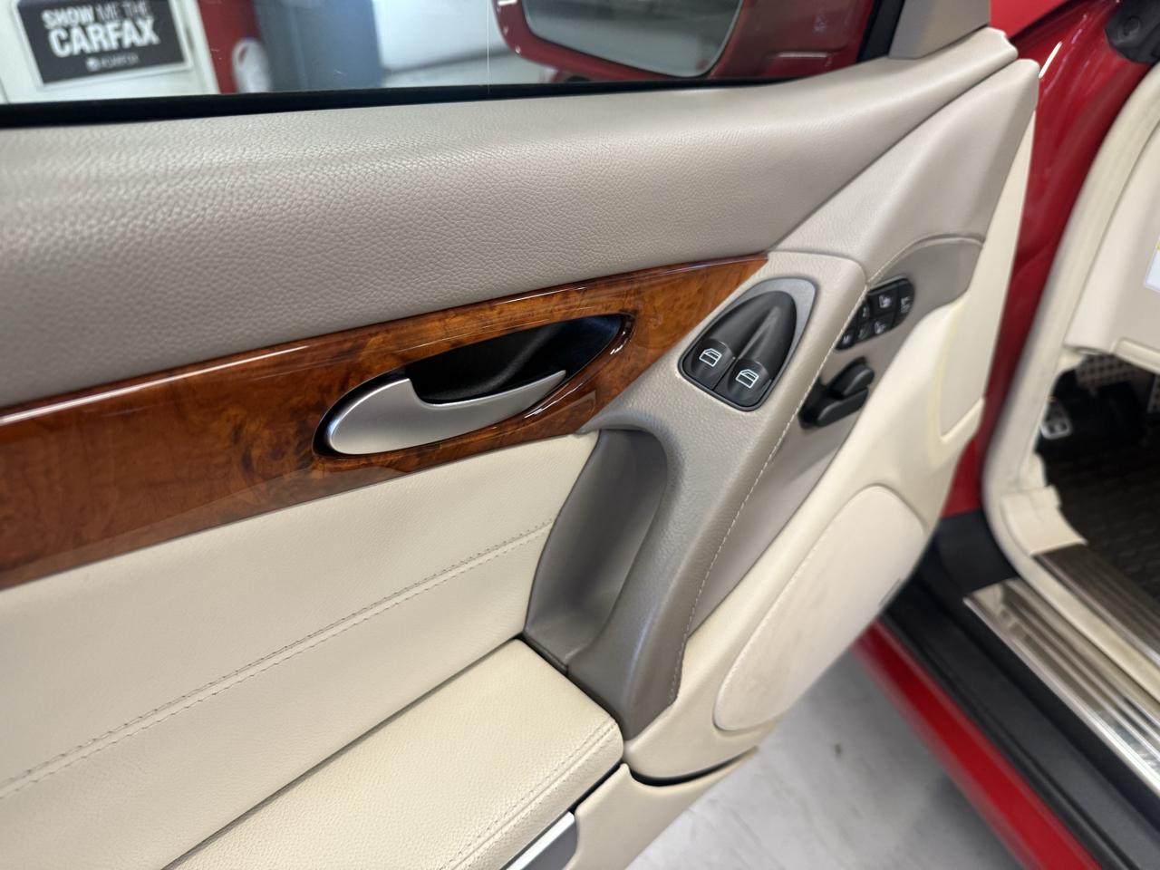 Mercedes-Benz SL-Class SL550 2009