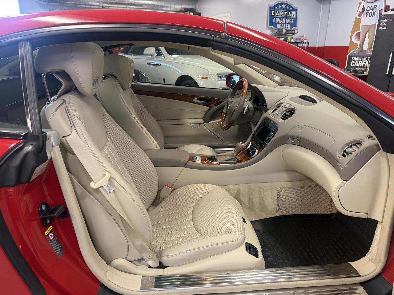 Mercedes-Benz SL-Class SL550 2009