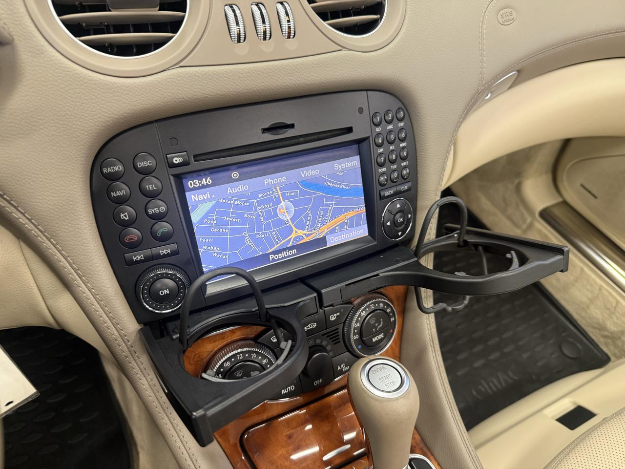 Mercedes-Benz SL-Class SL550 2009