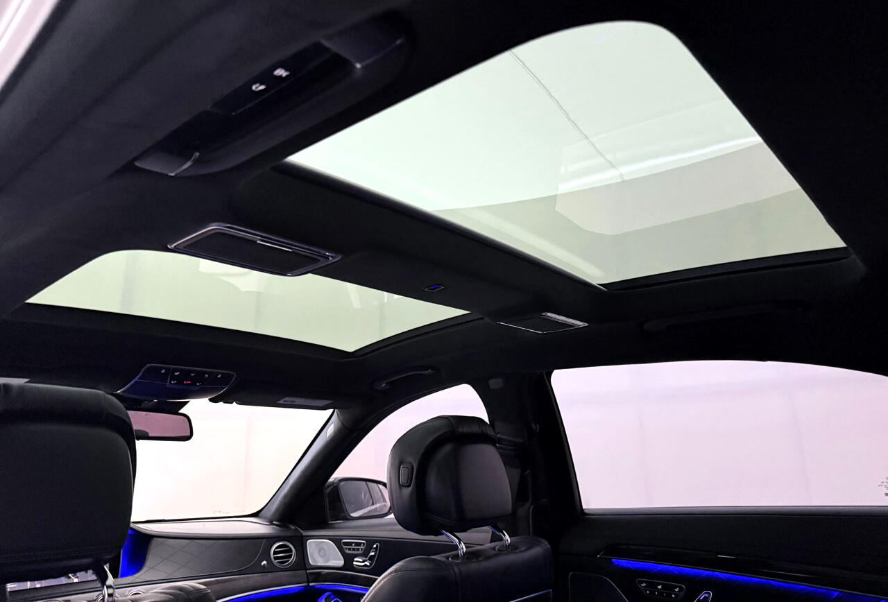 2015 Mercedes Benz S 63 AMG 4MATIC photo 19
