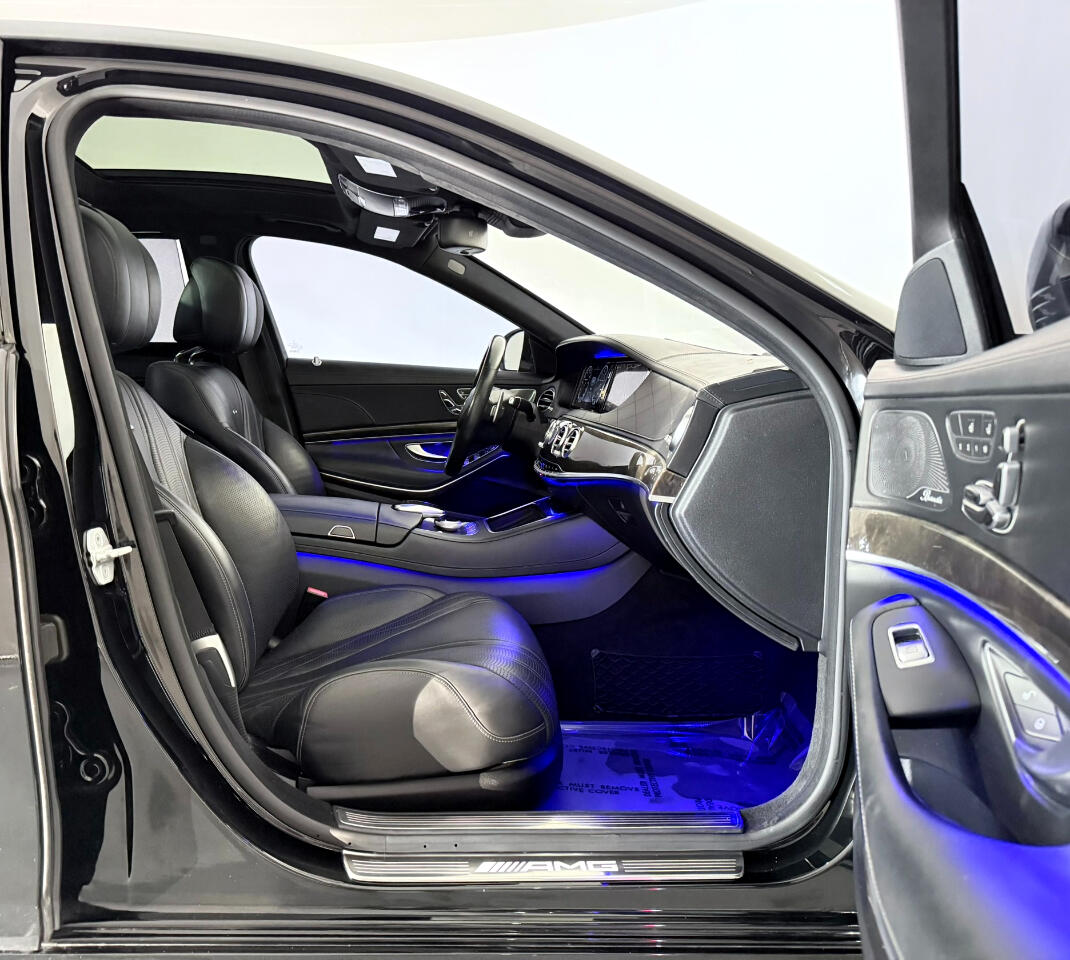 2015 Mercedes Benz S 63 AMG 4MATIC photo 22