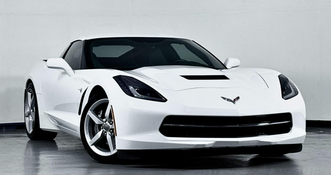 2014 Chevrolet Corvette Stingray 1LT Coupe photo 3