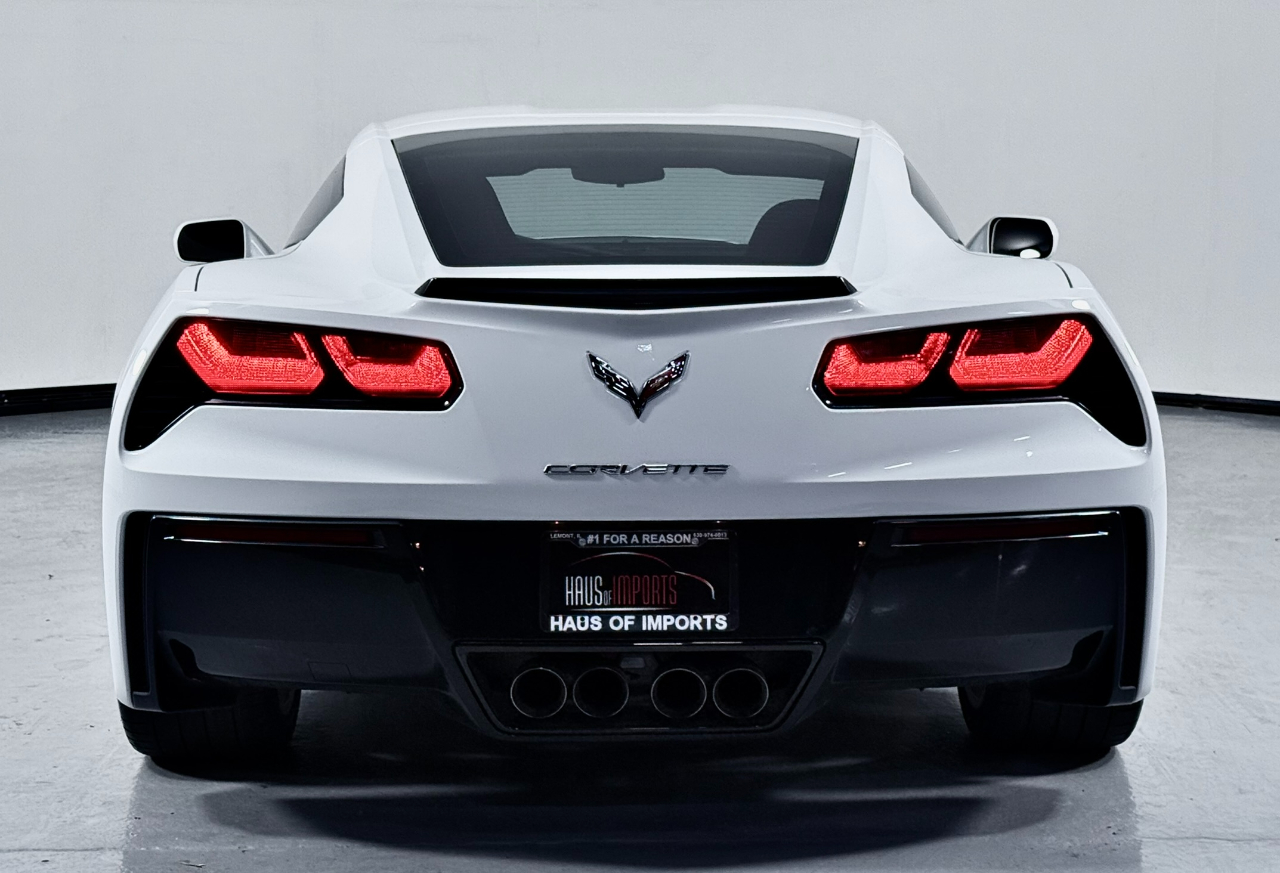 2014 Chevrolet Corvette Stingray 1LT Coupe photo 8
