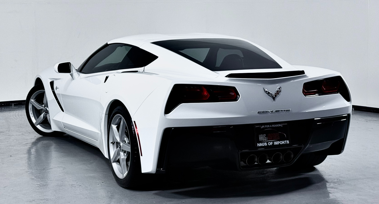 2014 Chevrolet Corvette Stingray 1LT Coupe photo 9