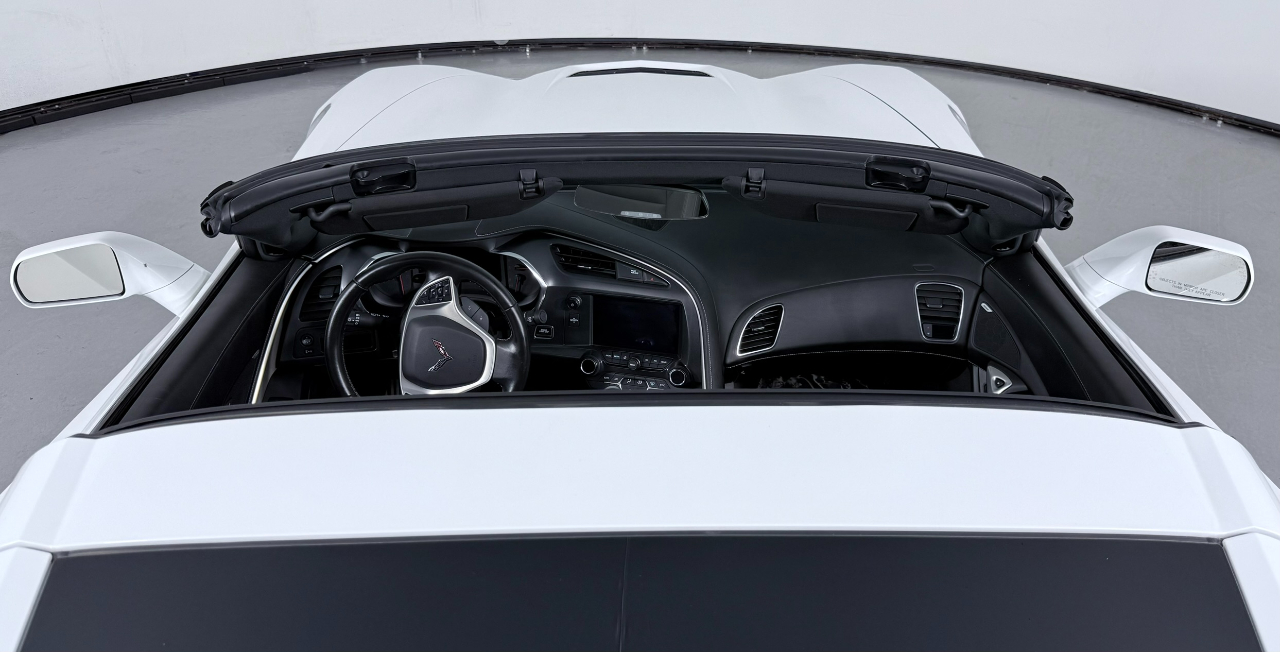 2014 Chevrolet Corvette Stingray 1LT Coupe photo 15