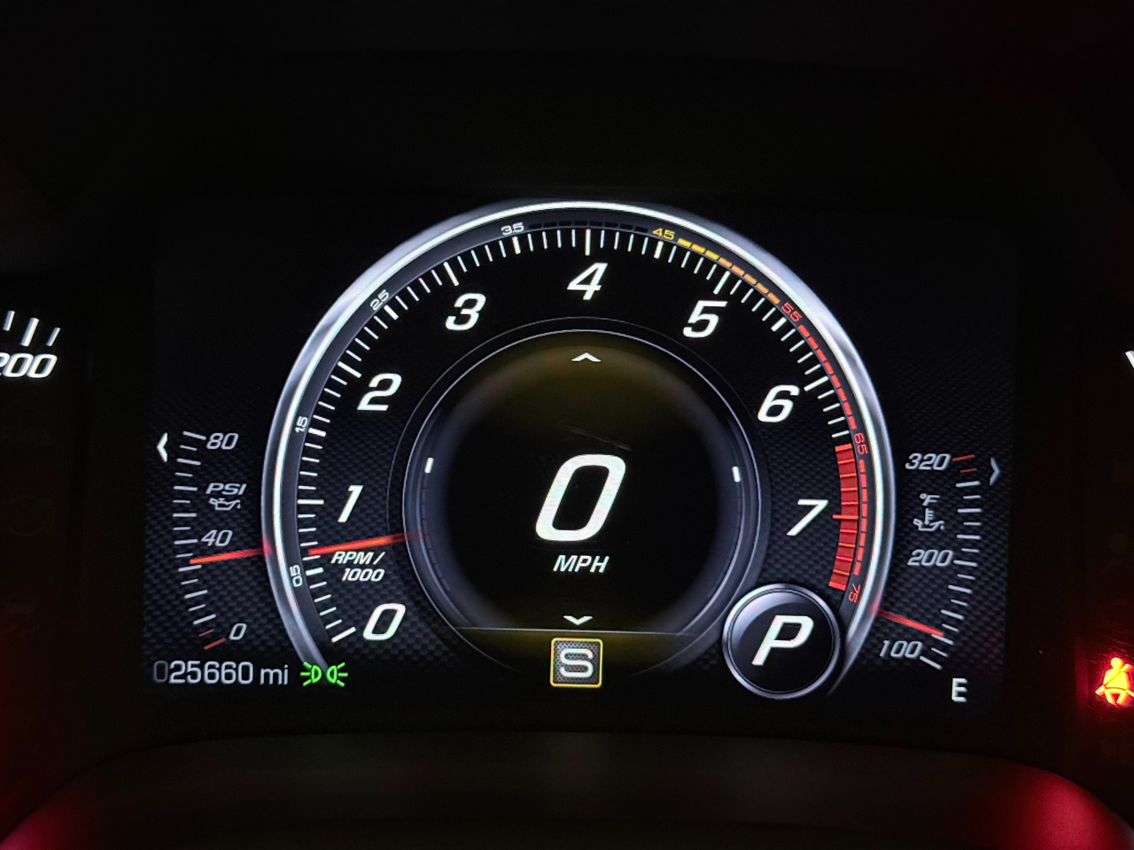2014 Chevrolet Corvette Stingray 1LT Coupe photo 34