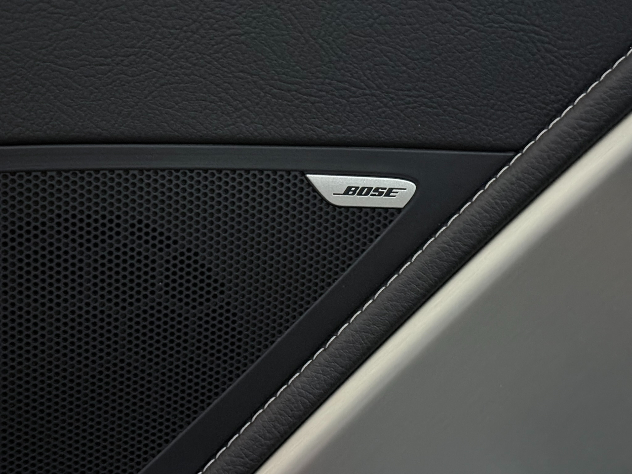 2014 Chevrolet Corvette Stingray 1LT Coupe photo 35