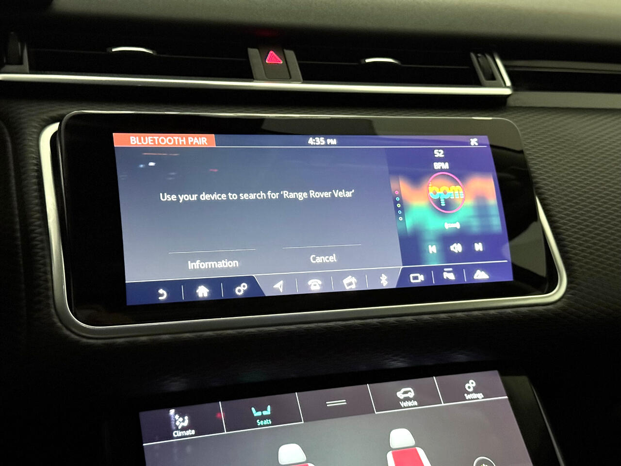2018 Land Rover Range Rover Velar S photo 31