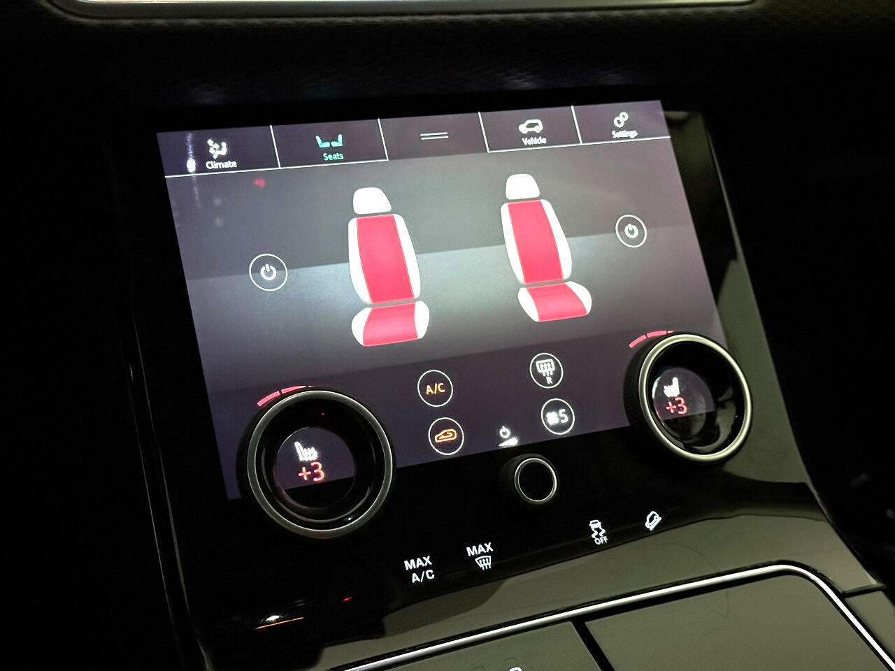 2018 Land Rover Range Rover Velar S photo 32