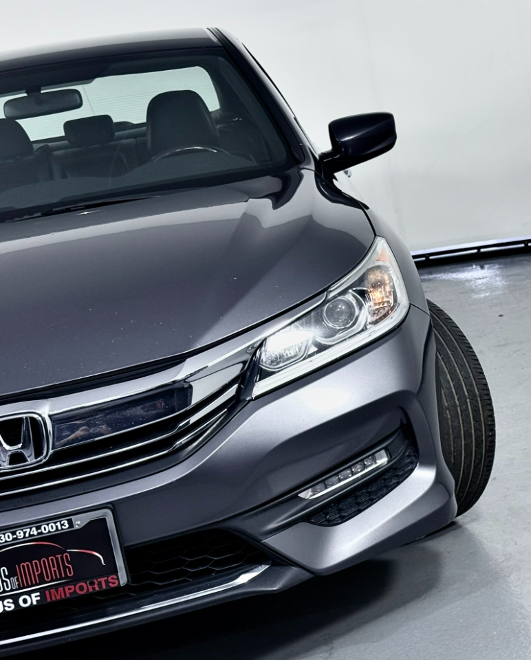 2016 Honda Accord Sport photo 4