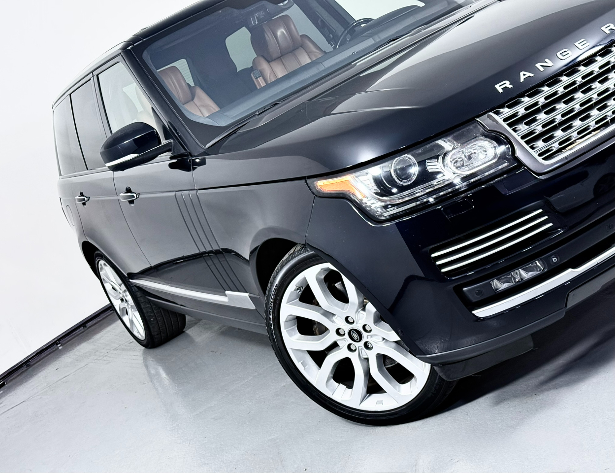 2015 Land Rover Range Rover SuperCharged Autobiography photo 4