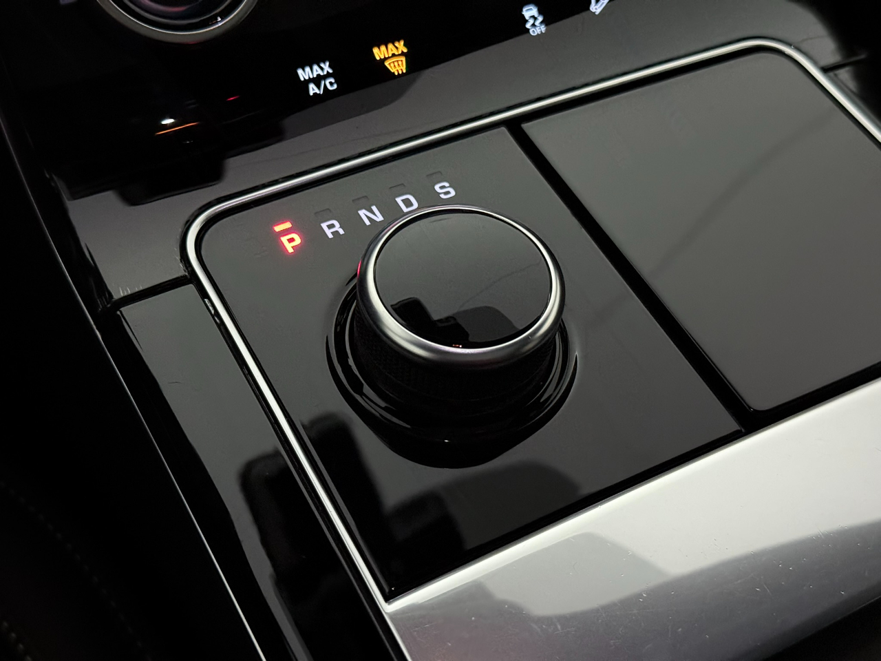Land Rover Range Rover Velar P250 R-Dynamic S 2020