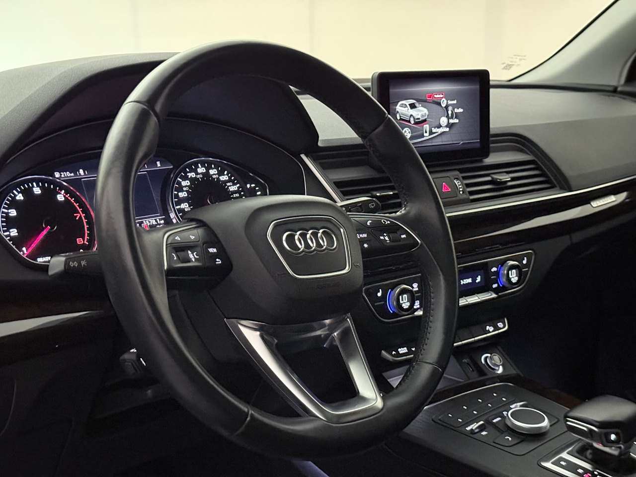Audi Q5 2.0T Premium quattro 2019