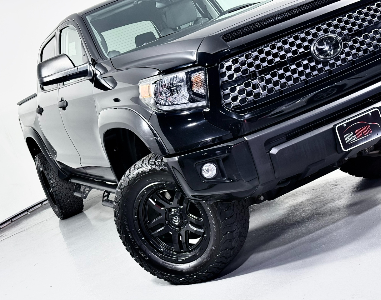 Toyota Tundra SR5 5.7L V8 CrewMax 4WD 2021