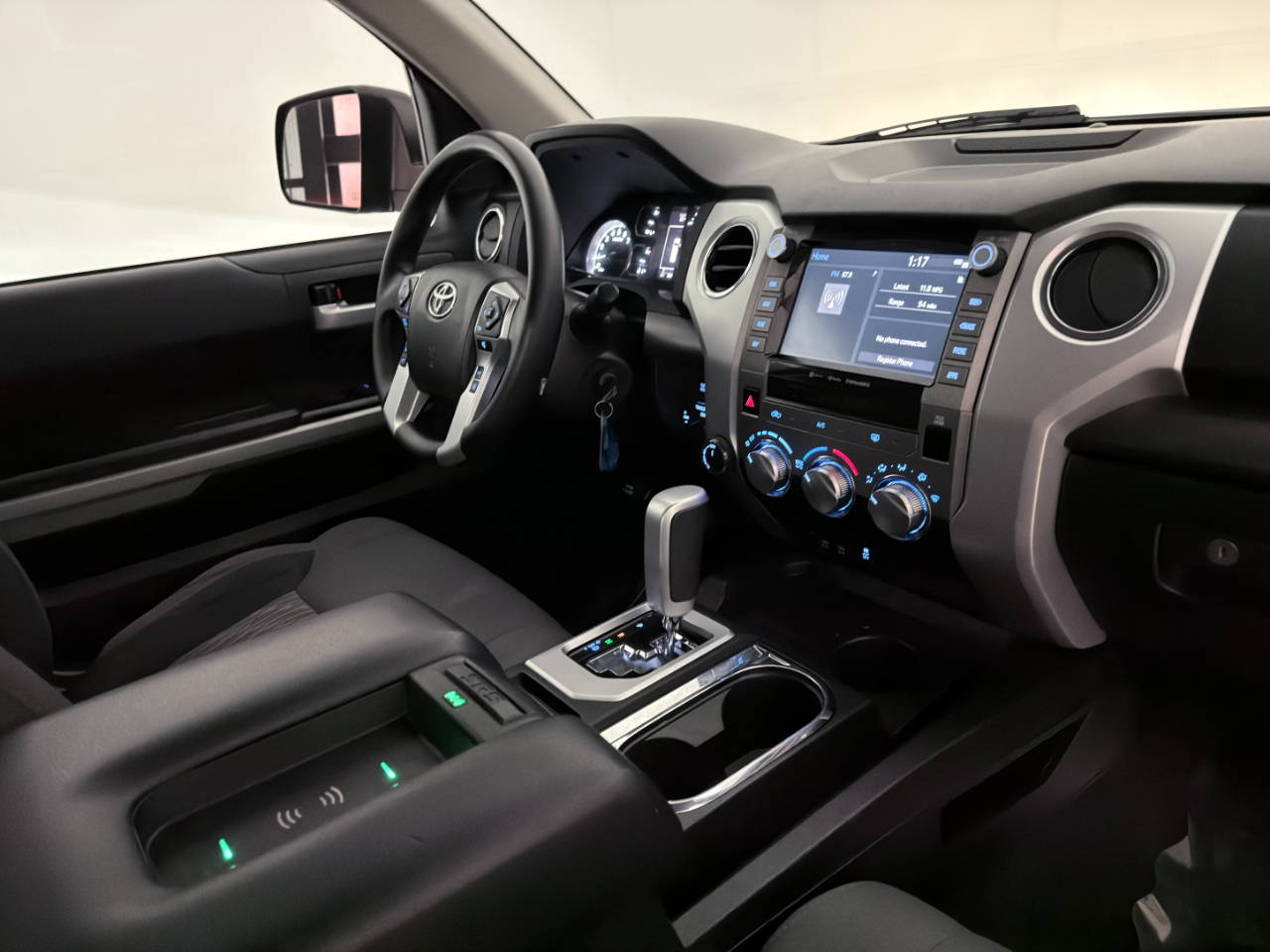 Toyota Tundra SR5 5.7L V8 CrewMax 4WD 2021