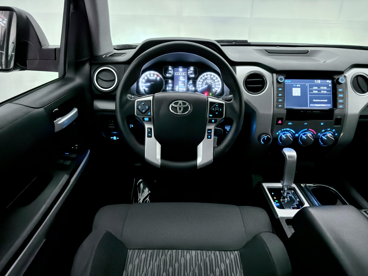 Toyota Tundra SR5 5.7L V8 CrewMax 4WD 2021