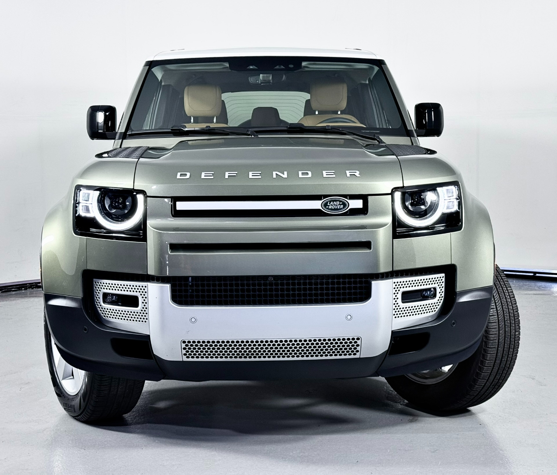 Land Rover Defender P300 110 S 2024