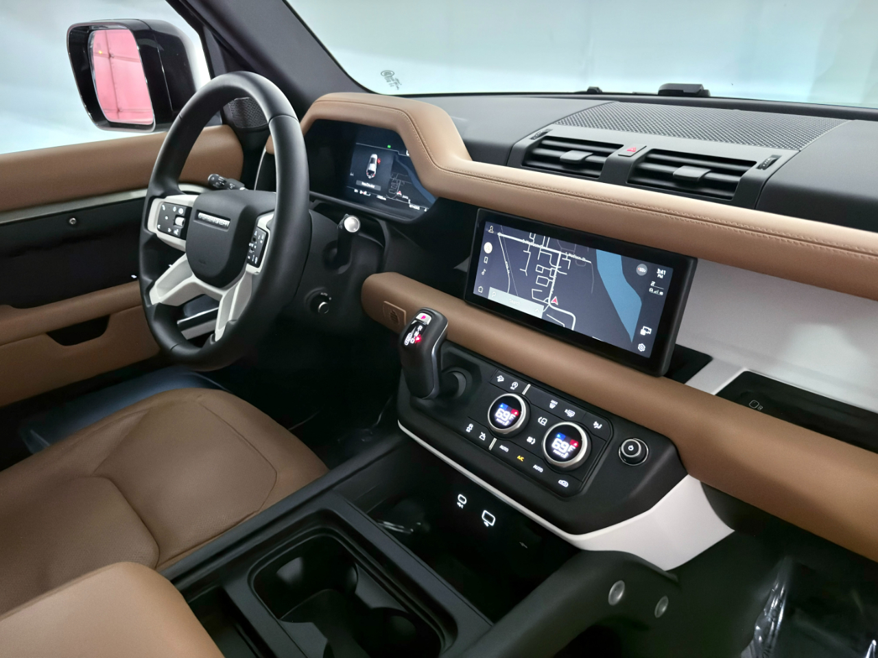 Land Rover Defender P300 110 S 2024