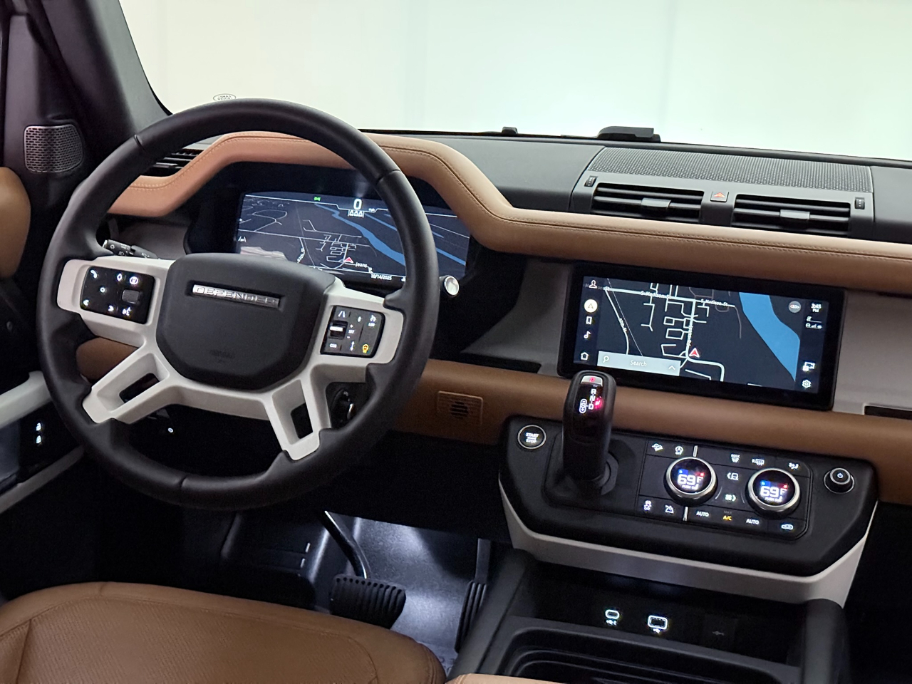 Land Rover Defender P300 110 S 2024