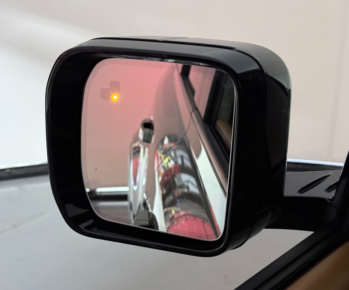 Land Rover Defender P300 110 S 2024