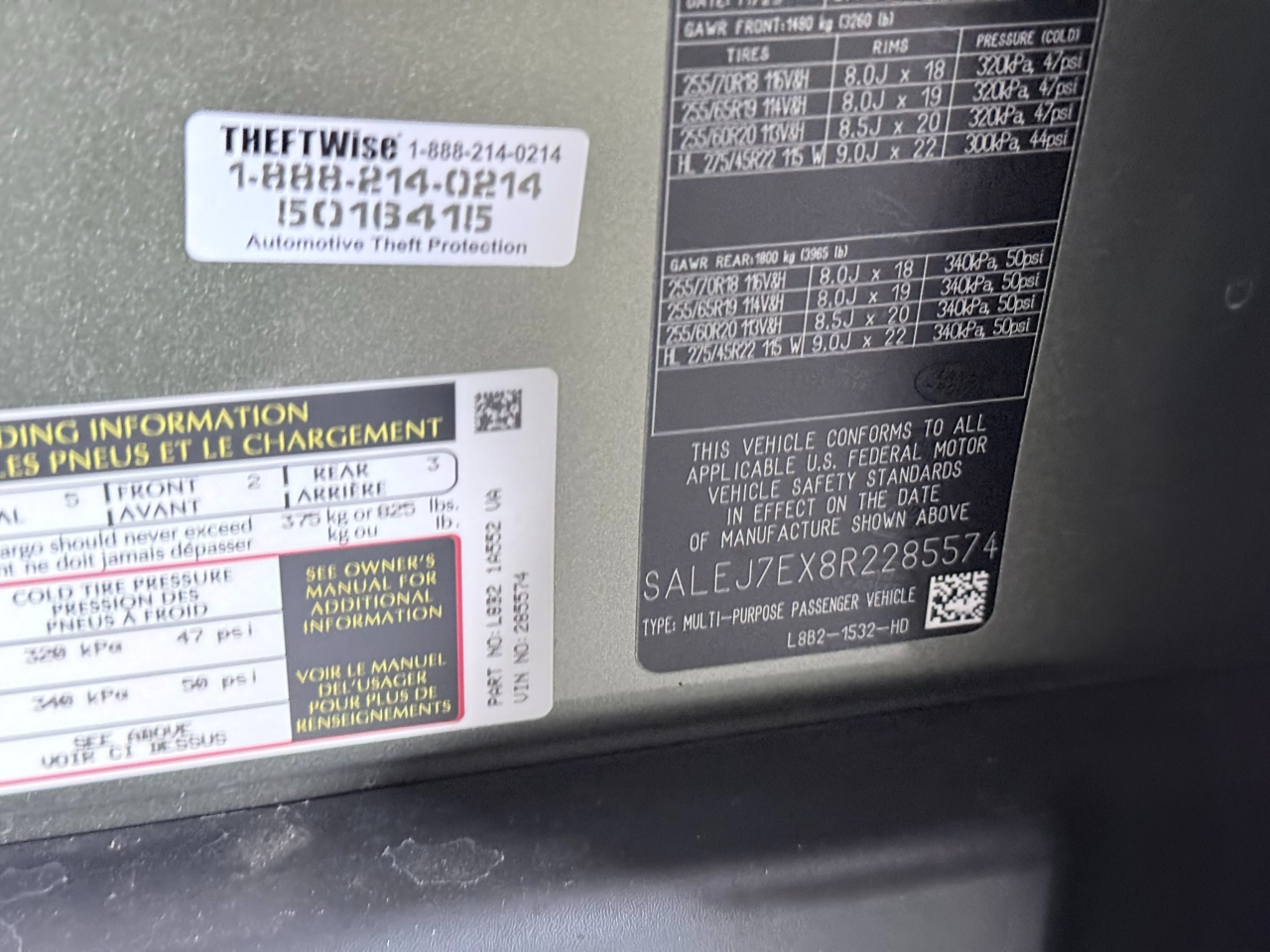 Land Rover Defender P300 110 S 2024