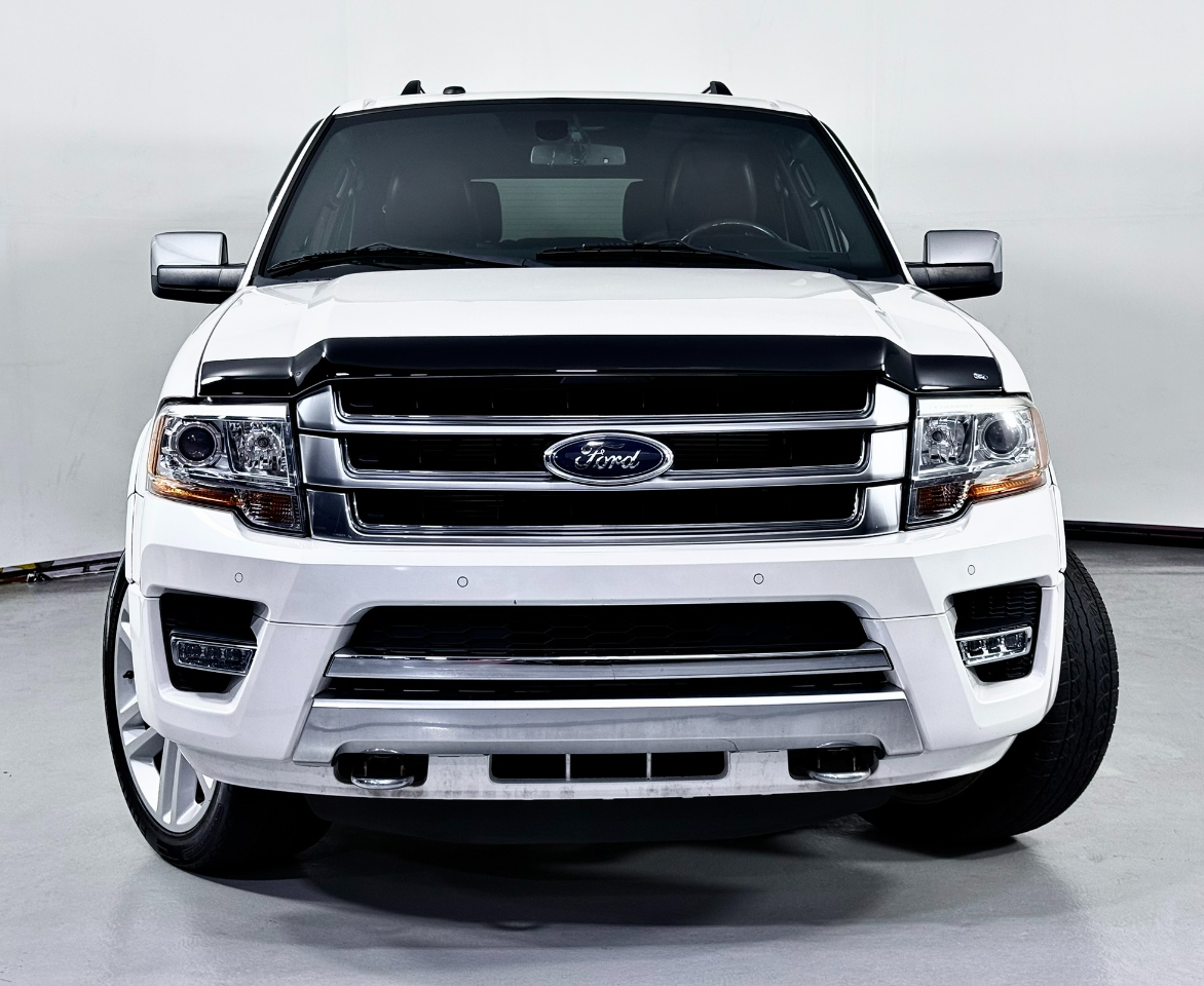 2017 Ford Expedition EL Platinum photo 4