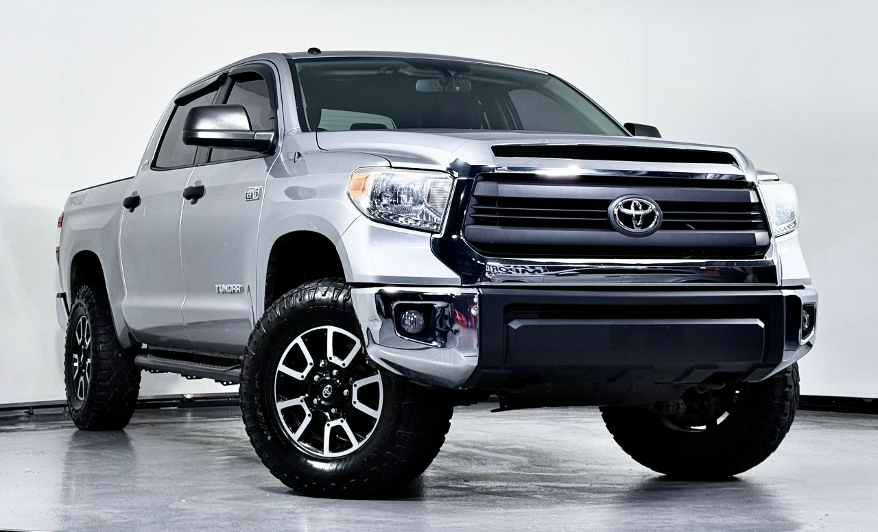 Toyota Tundra SR5 5.7L V8 FFV CrewMax 4WD 2015