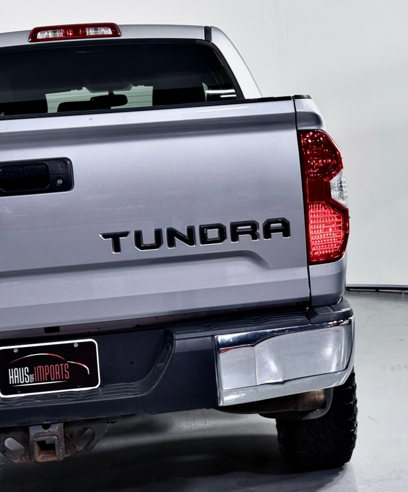 Toyota Tundra SR5 5.7L V8 FFV CrewMax 4WD 2015