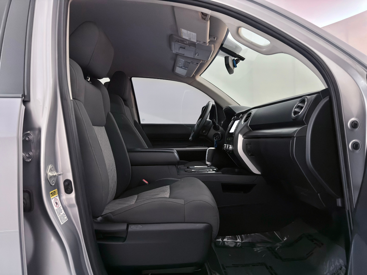 Toyota Tundra SR5 5.7L V8 FFV CrewMax 4WD 2015