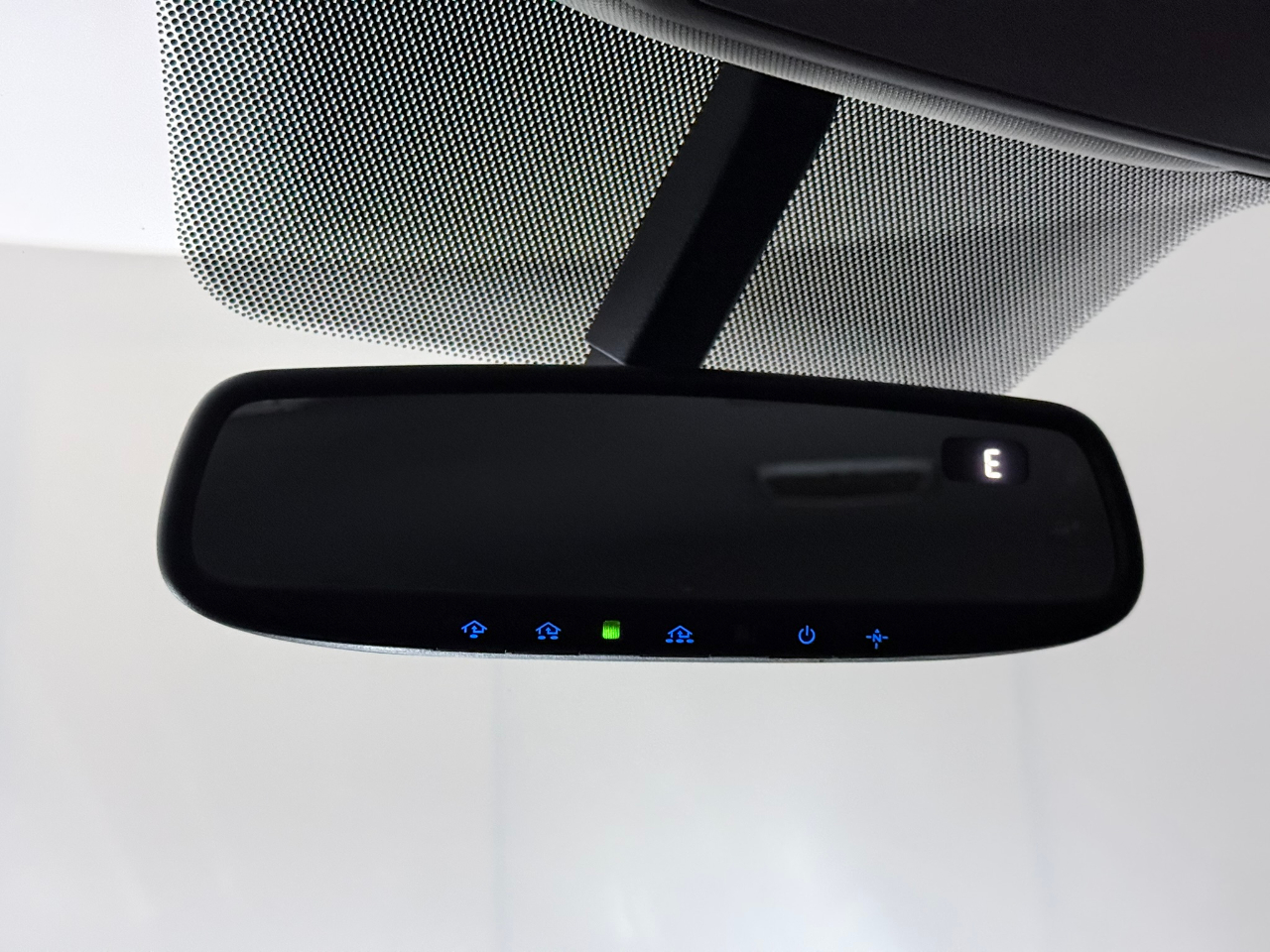 Toyota Tundra SR5 5.7L V8 FFV CrewMax 4WD 2015