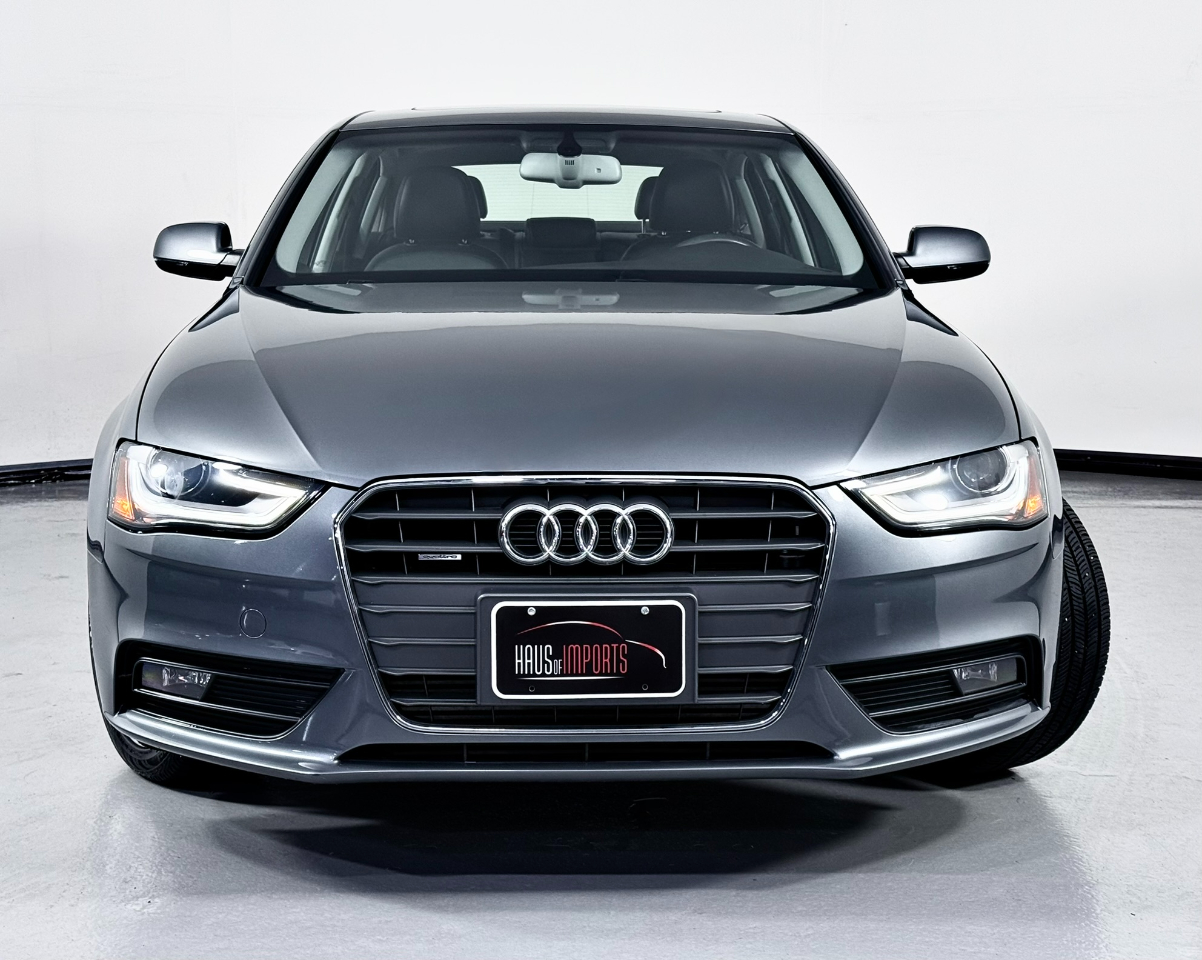 Audi A4 2.0T Sedan quattro Tiptronic 2013
