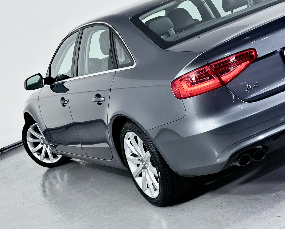 Audi A4 2.0T Sedan quattro Tiptronic 2013