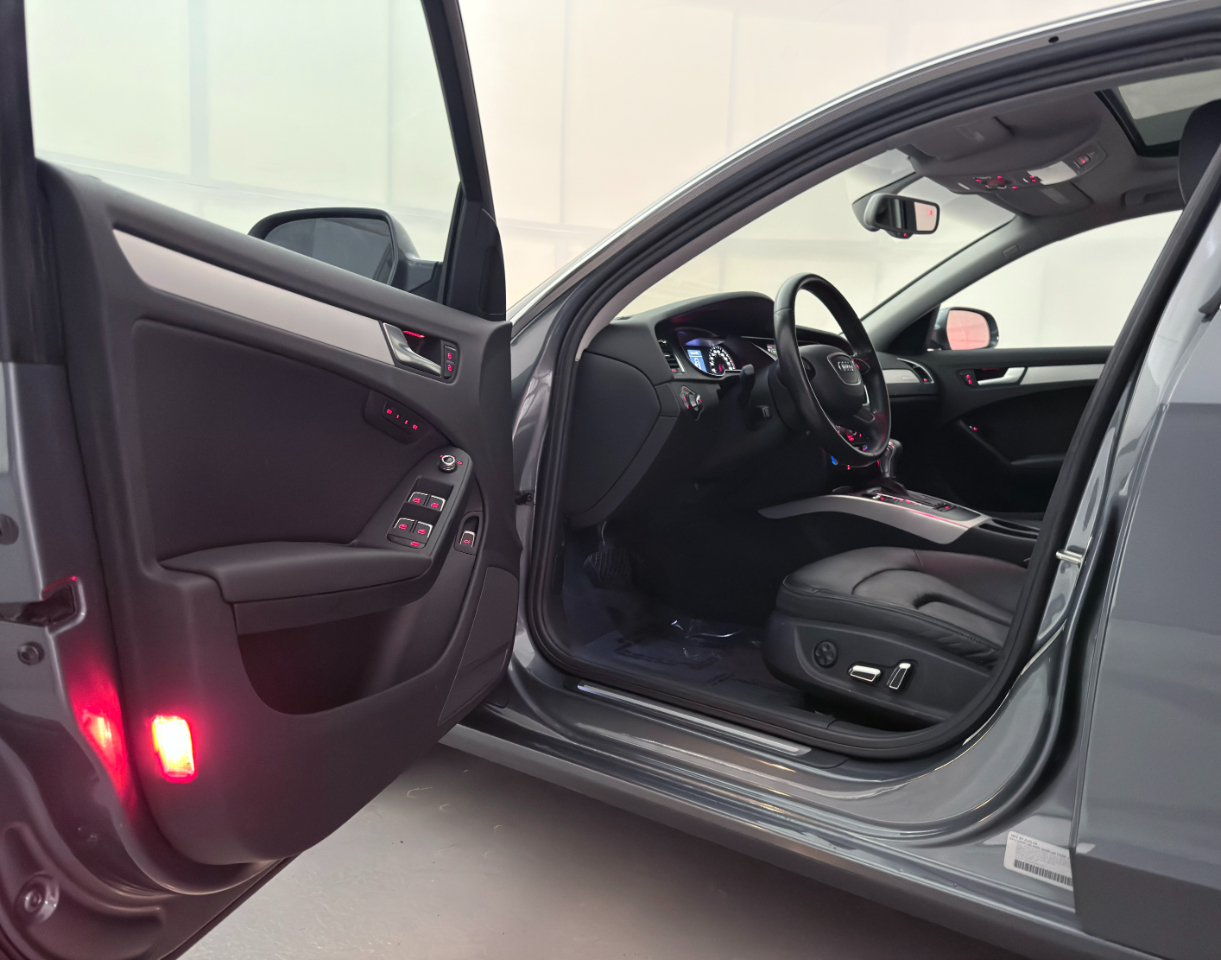 Audi A4 2.0T Sedan quattro Tiptronic 2013