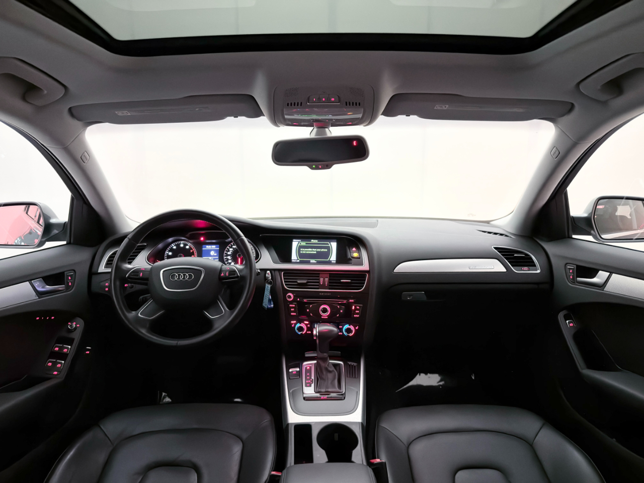 Audi A4 2.0T Sedan quattro Tiptronic 2013