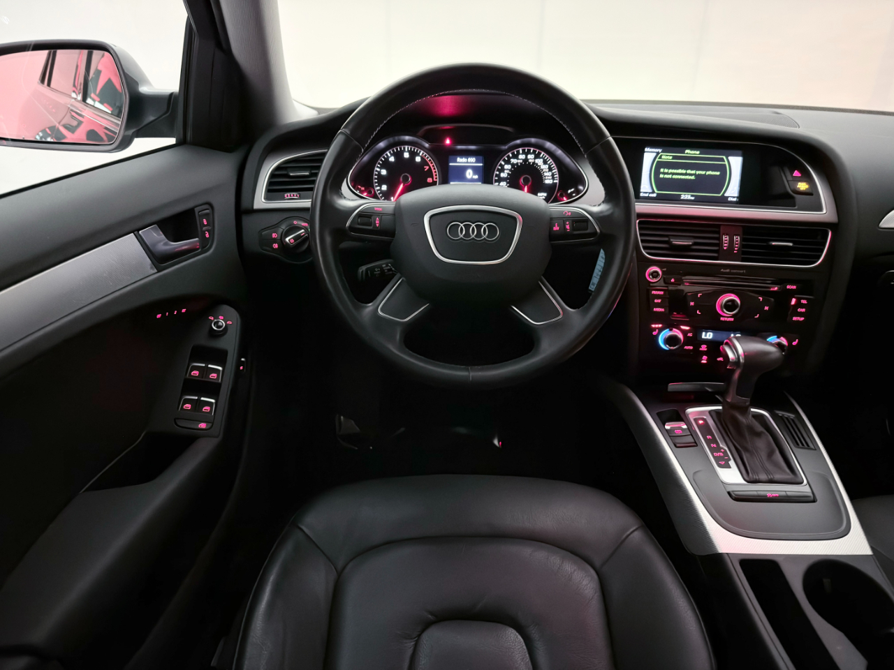 Audi A4 2.0T Sedan quattro Tiptronic 2013