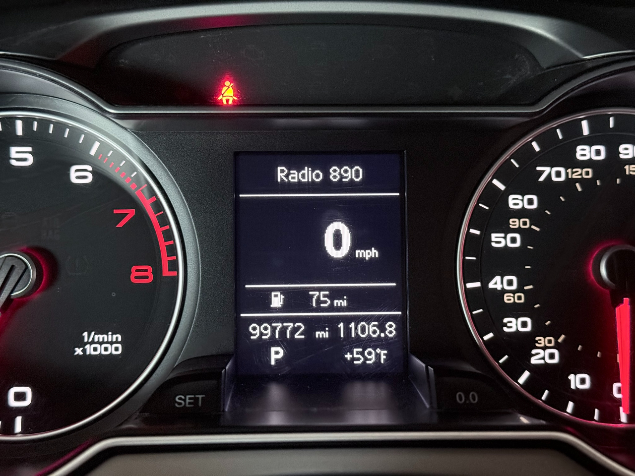 Audi A4 2.0T Sedan quattro Tiptronic 2013