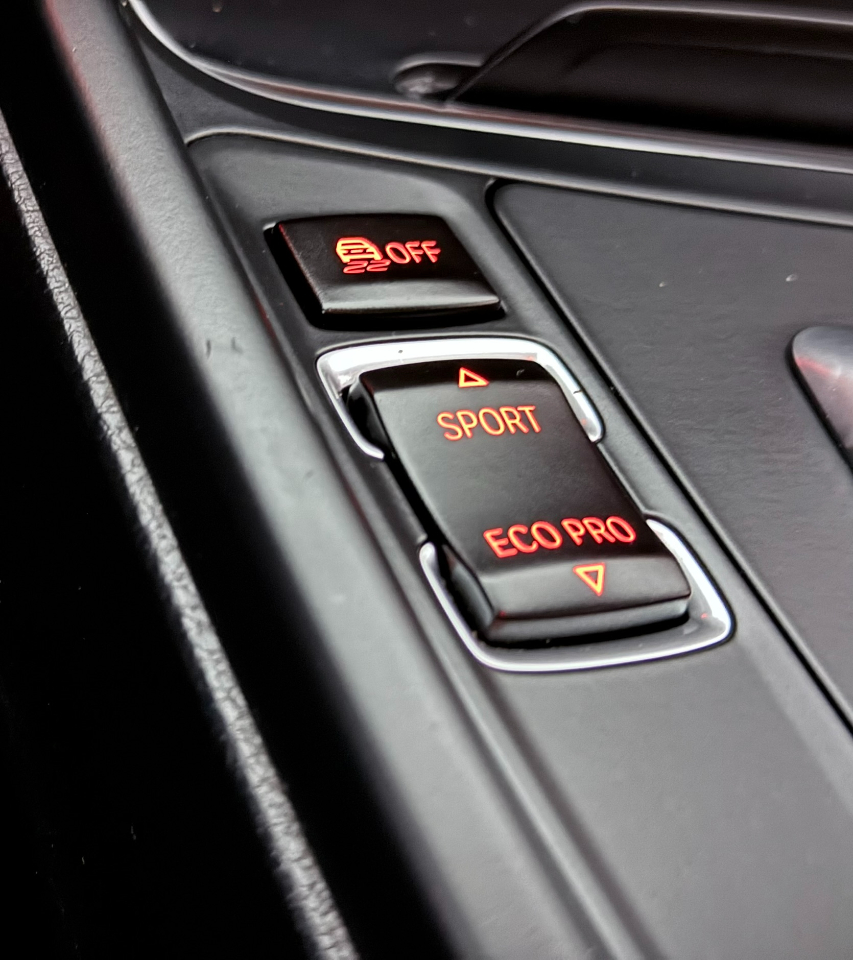 BMW 3-Series 320i xDrive Sedan 2018