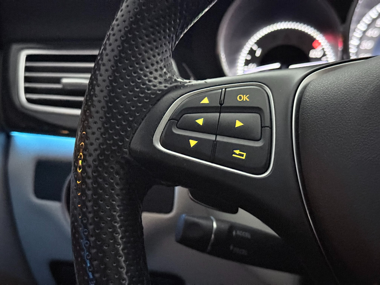 Mercedes-Benz CLS-Class CLS550 4MATIC 2016